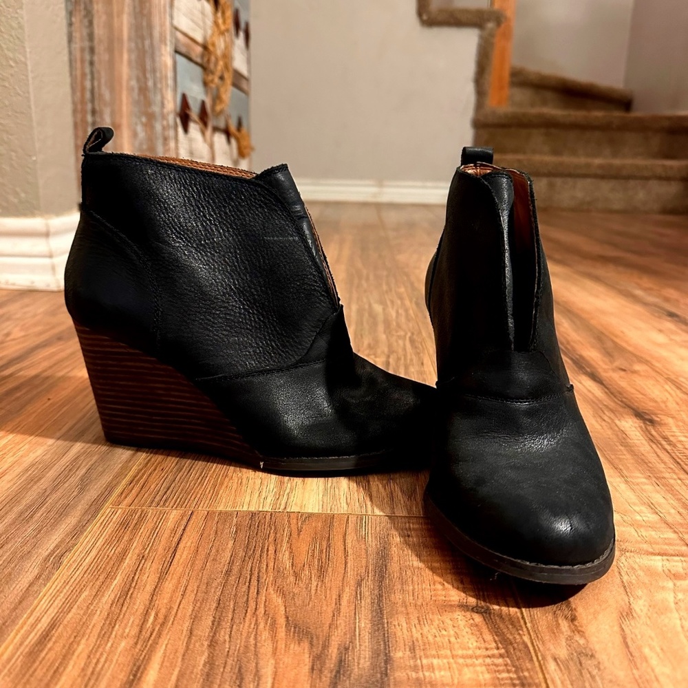 Lucky Brand leather wedges